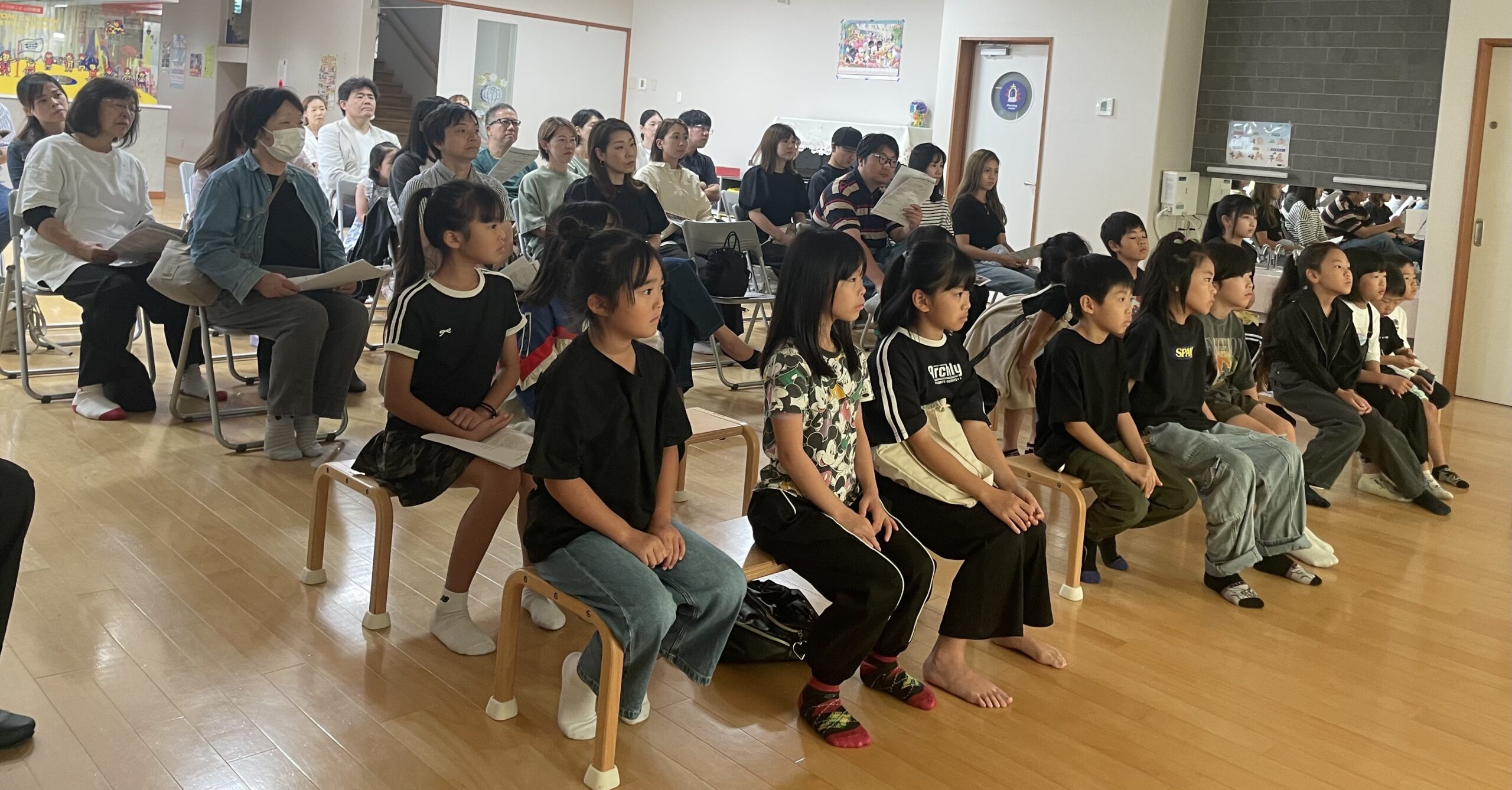 Bright day big blocks audience